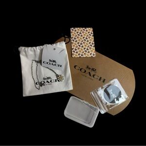 Coach Silver Chain Necklace White & Yellow Daisy Charm, Joker & Dust Bag